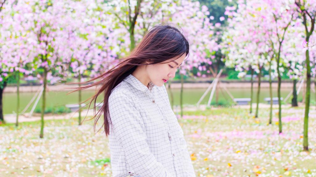 唯美清纯美女户外写真