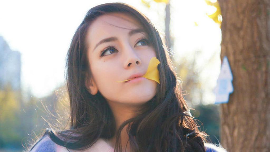 美女迪丽热巴