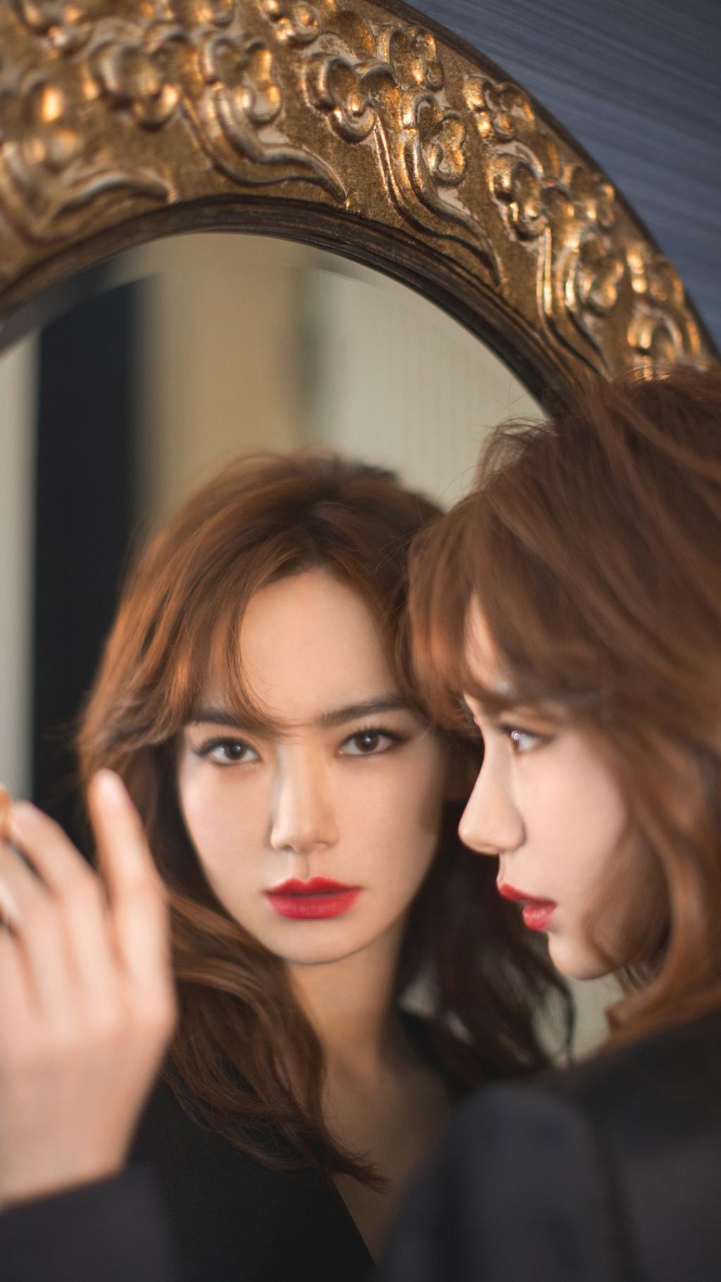 戚薇性感冷艳写真