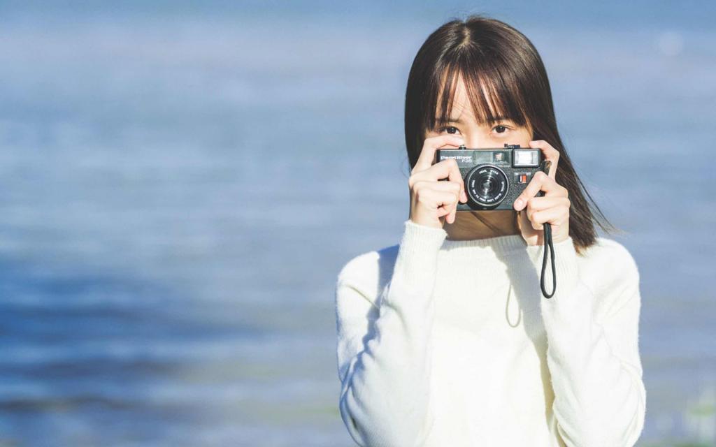 美女娉婷婉约的风姿