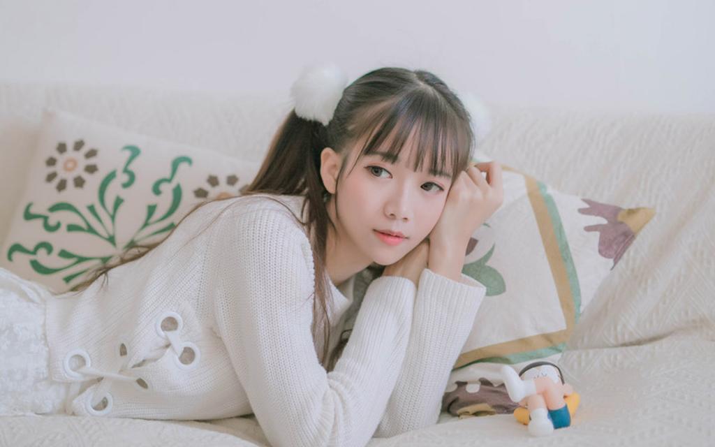 双马尾可爱美少女私房写真