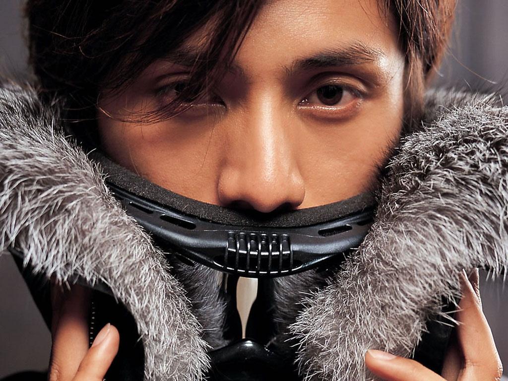 轻盈的檀庐沉雪