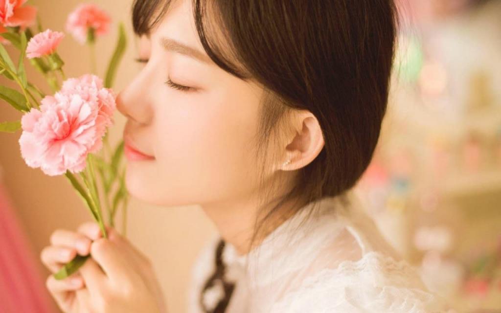 文艺美女居家写真