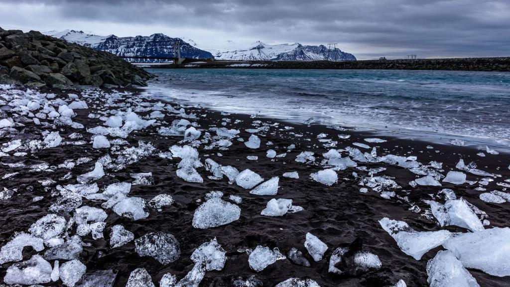 冰岛瓦特纳冰川不一样的景色