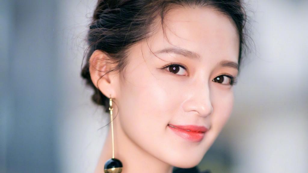 清纯甜美女神李沁