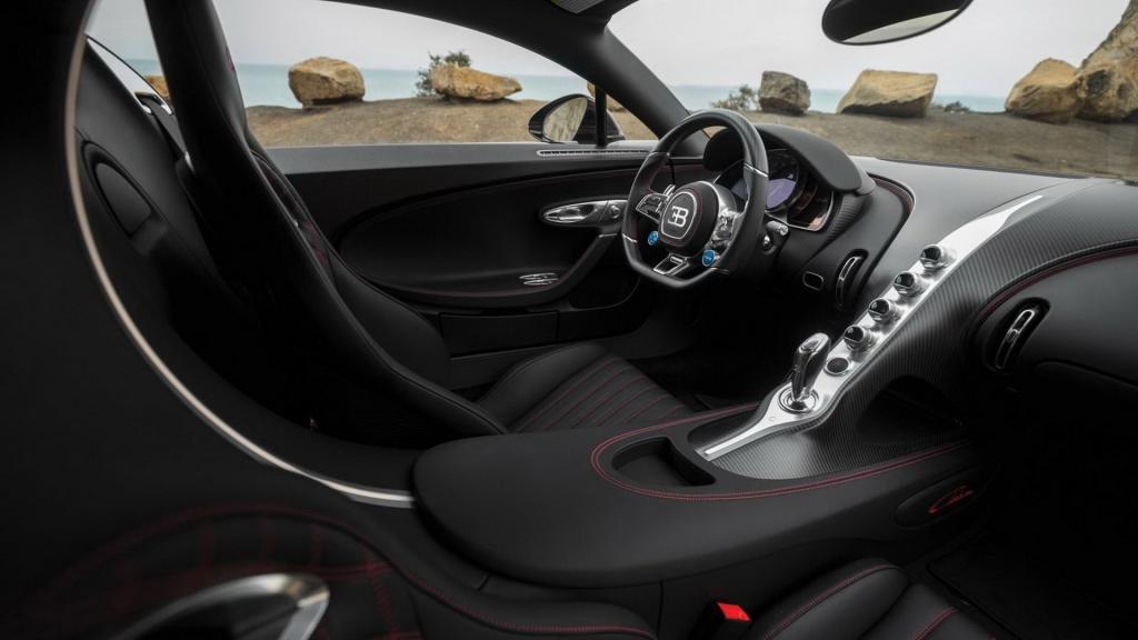 2018款帅气布加迪Chiron限量版汽车图片